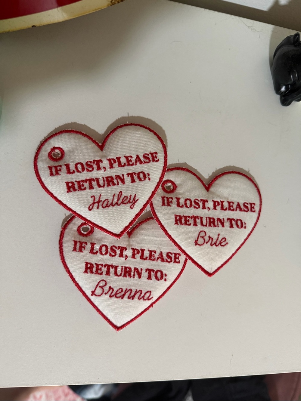 Heart-Shaped 'If Lost, Please Return To' Personalized Bag Tags - White & Red